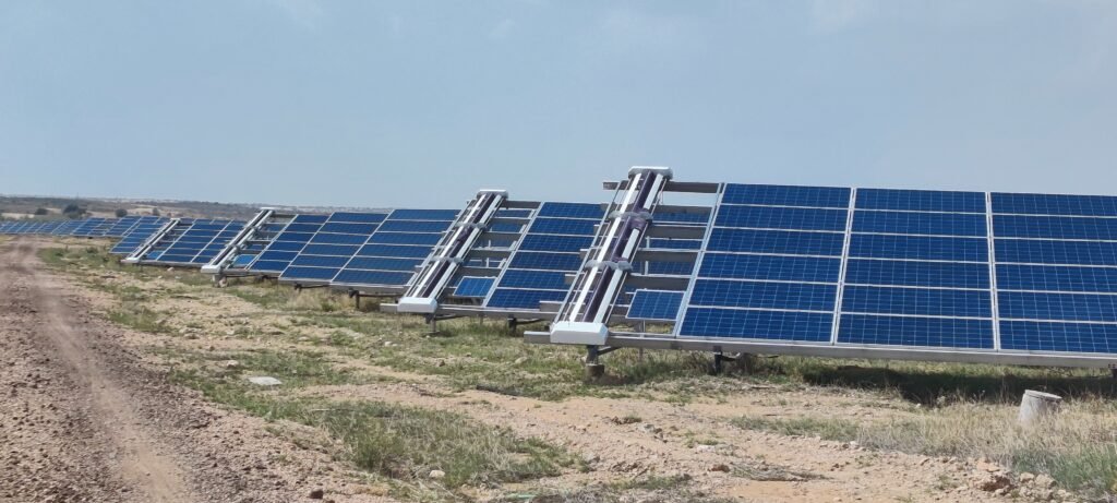 Automatic Waterless Solar Panel Cleaning Robots